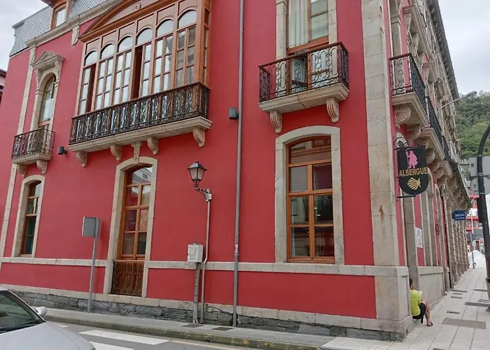 Albergue De Peregrinos Villa De Luarca